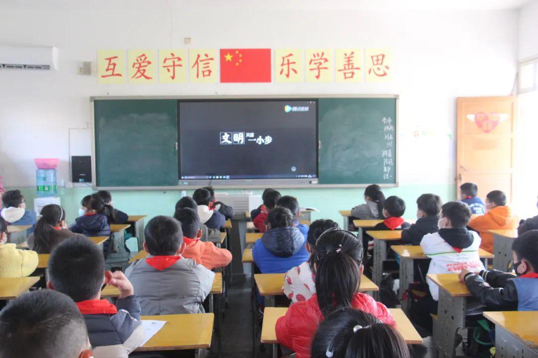 奥特曼救女友3